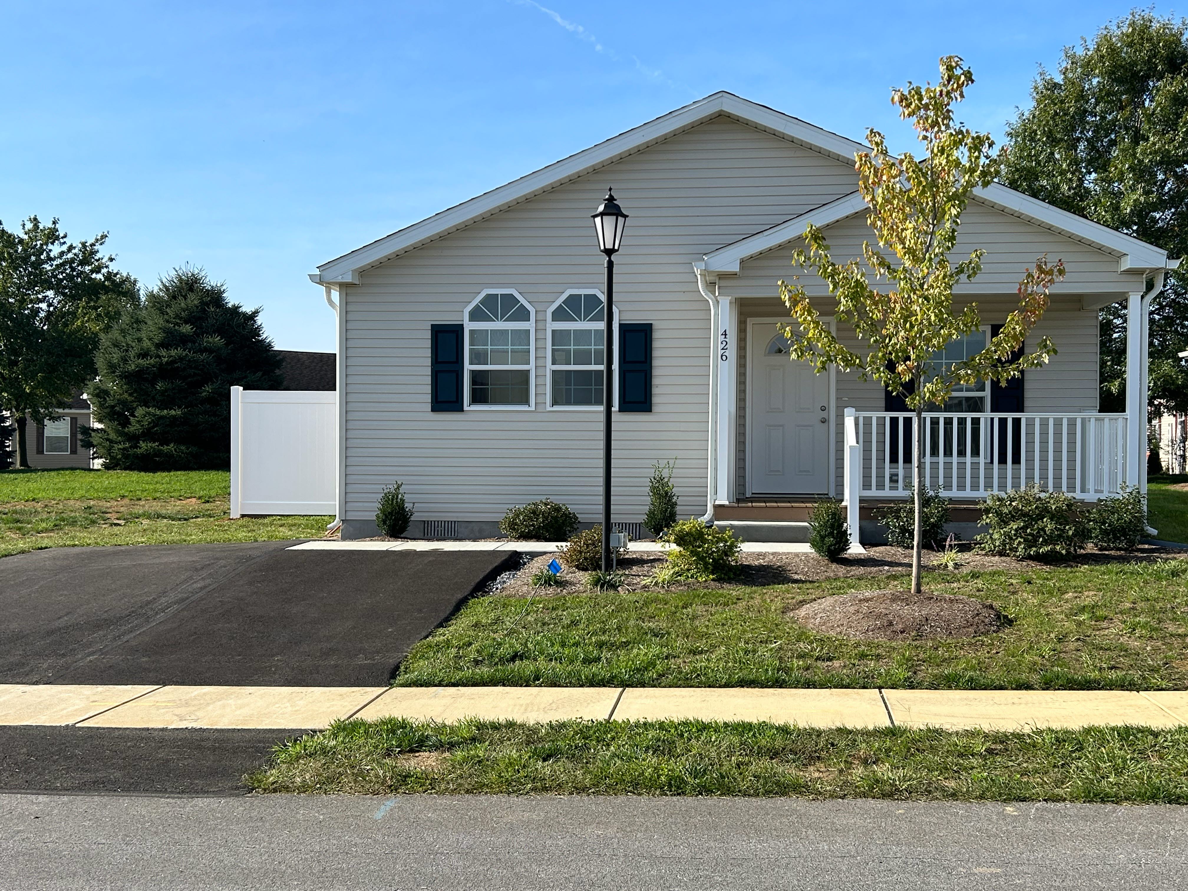 SOLD   2023 LITITZ MODEL 3BR/2BTH WITH FRONT PORCH - $224,964